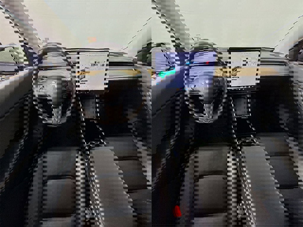 Used 2020 Tesla Model Y Long Range image 22