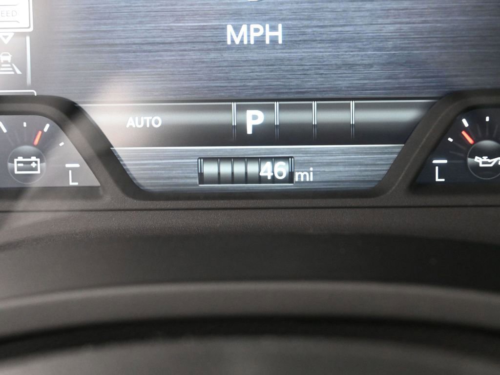 New 2026 RAM 1500 4x4 Crew Cab image 40