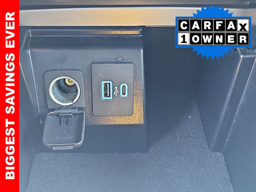 Used 2023 Ford Explorer Limited image 27