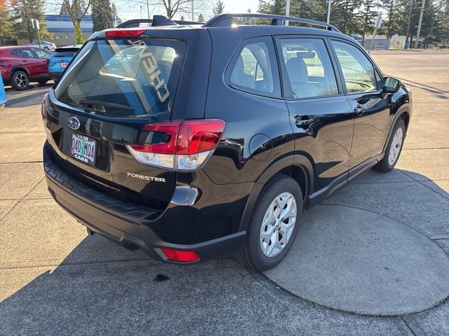 Used 2021 Subaru Forester image 8