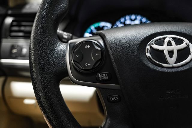 Used 2012 Toyota Camry LE FWD image 20