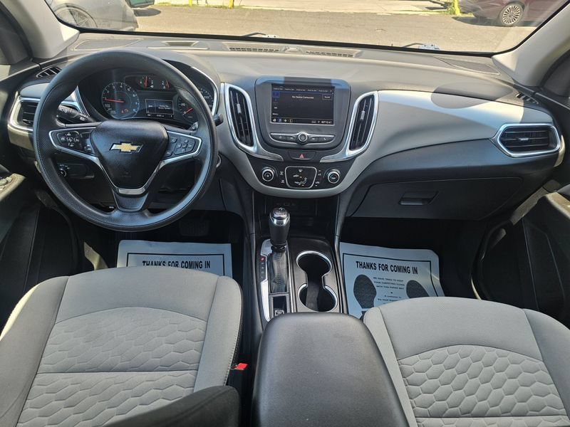 Used 2020 Chevrolet Equinox LS w/ LS Convenience Package FWD image 24