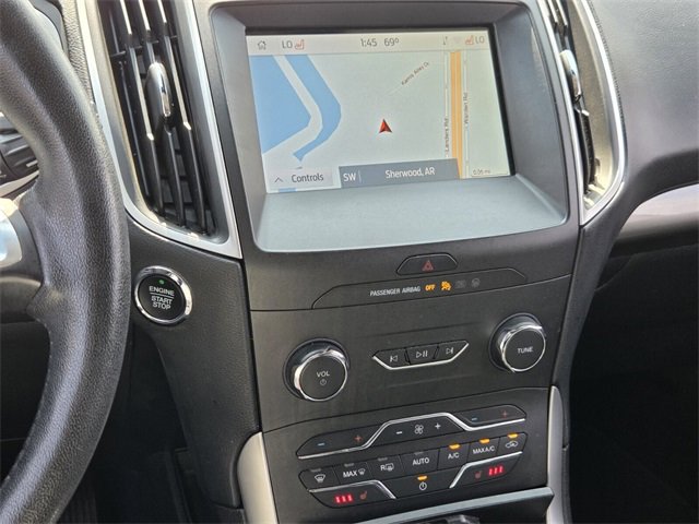 Used 2020 Ford Edge SEL image 16