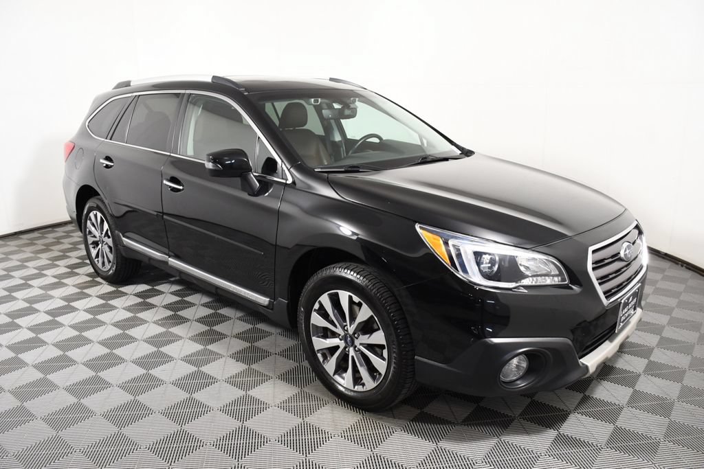 Used 2017 Subaru Outback 3.6R Touring AWD/4WD image 8