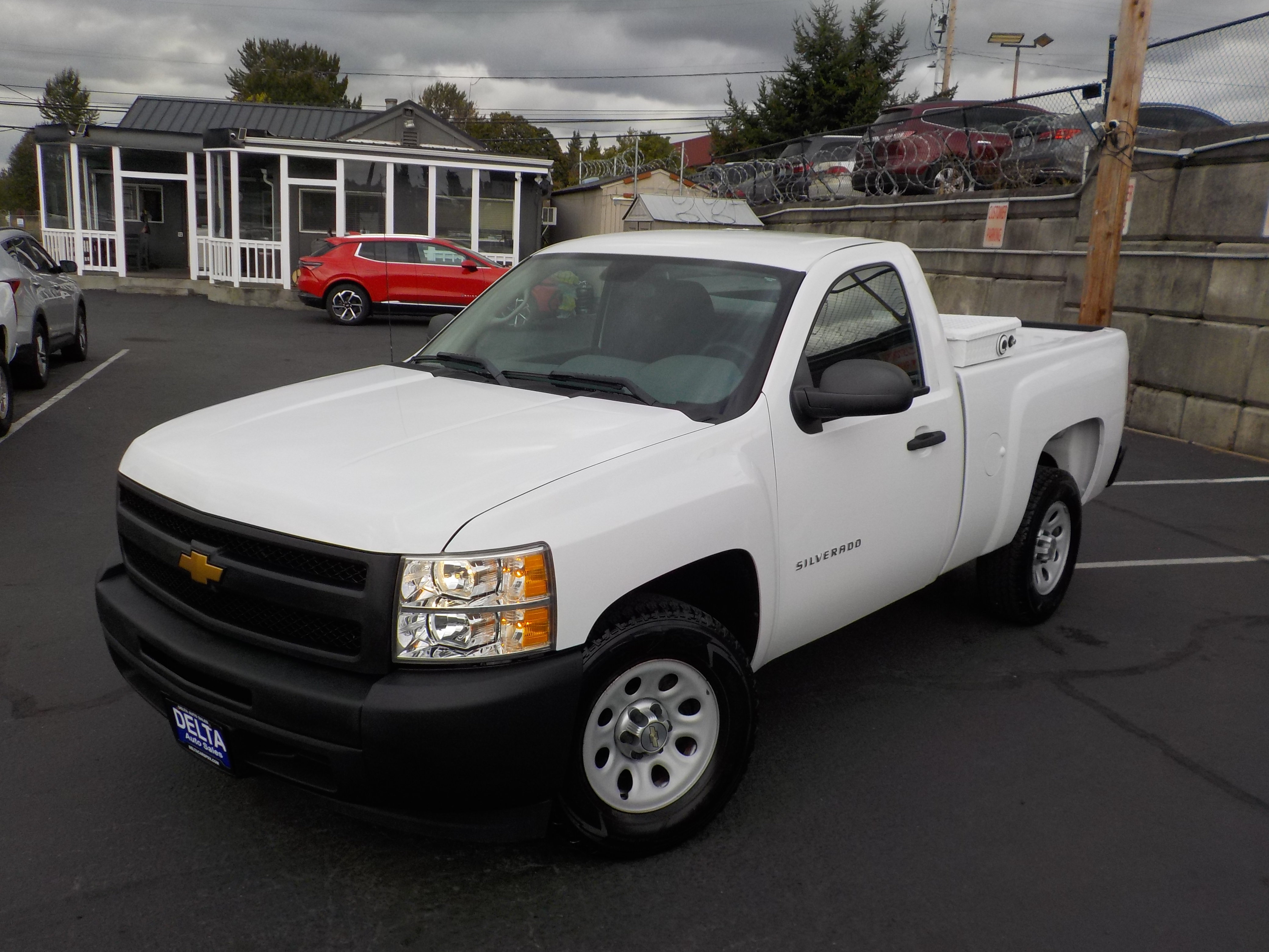 Used 2013 Chevrolet Silverado 1500 W/T RWD image 4