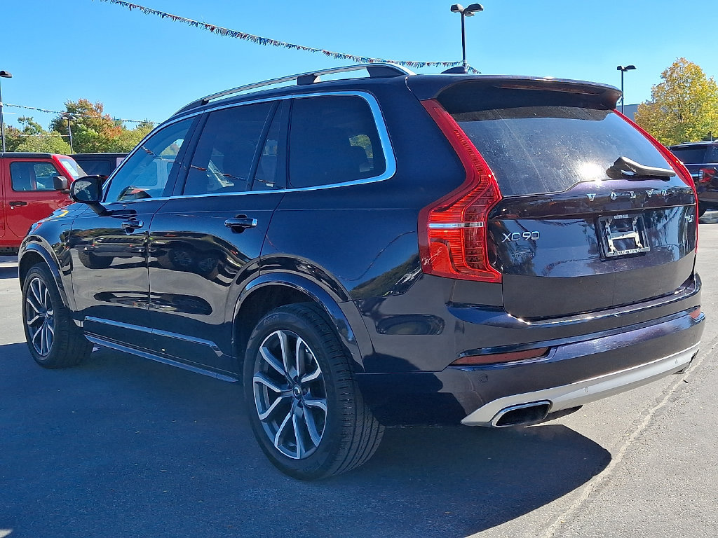 Used 2019 Volvo XC90 T6 Momentum AWD/4WD image 4