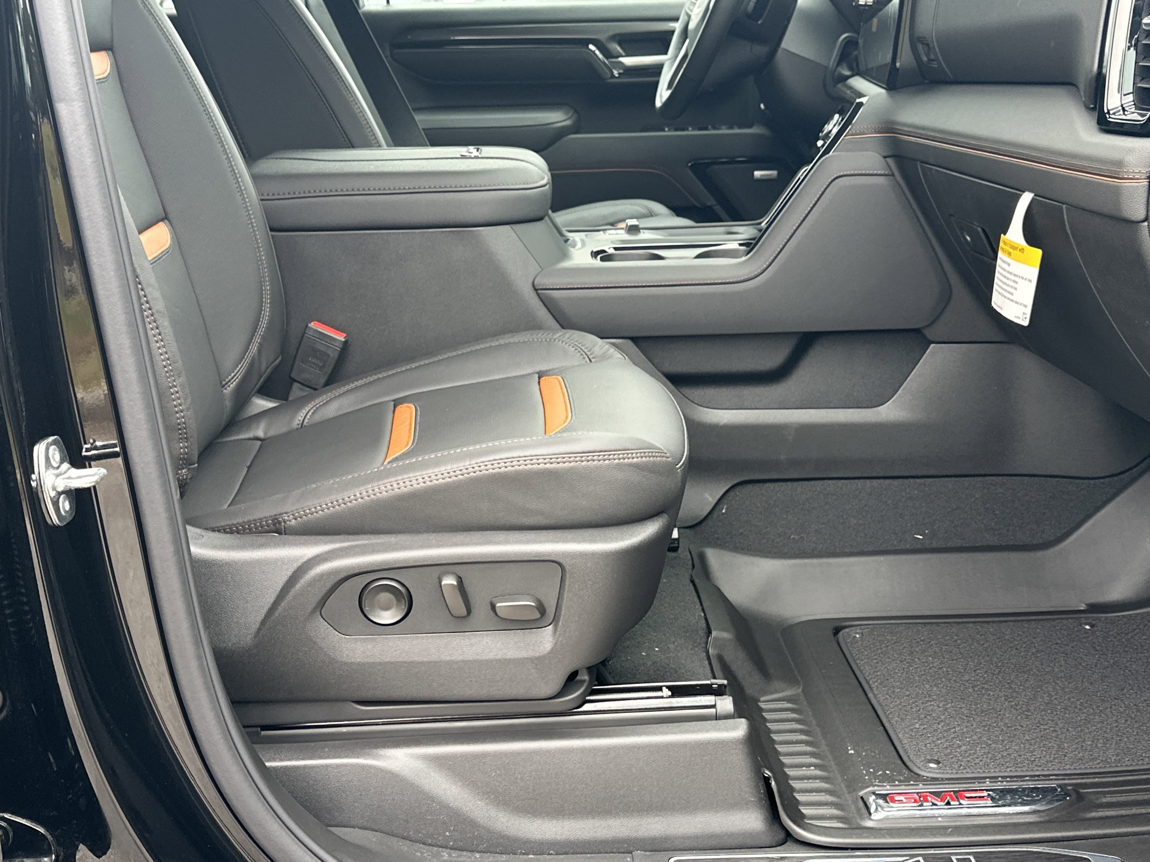 New 2026 GMC Sierra 2500 AT4 w/ AT4 Preferred Package image 13