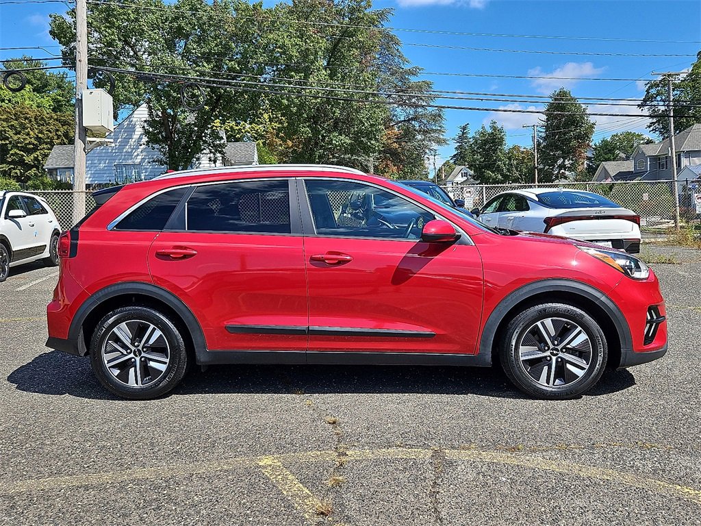 Certified 2022 Kia Niro LXS image 8