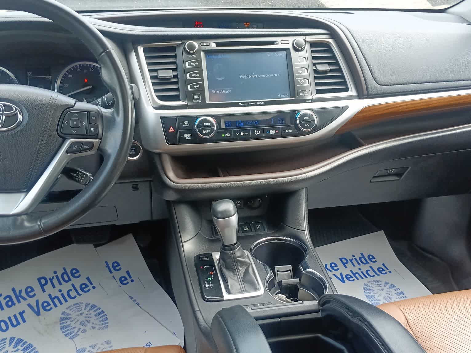 Used 2017 Toyota Highlander Limited AWD/4WD image 20