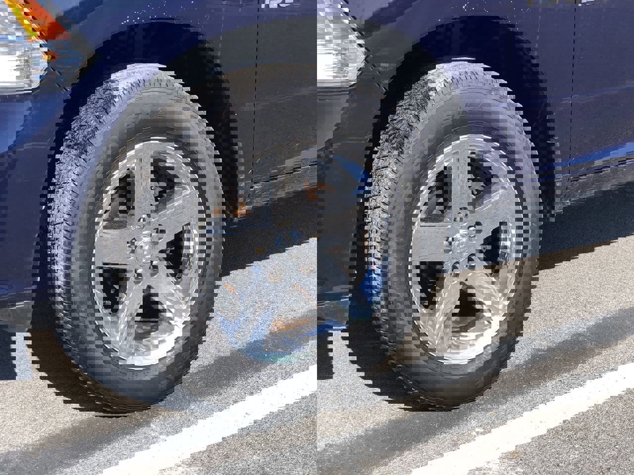 Used 2016 RAM 1500 Express image 2