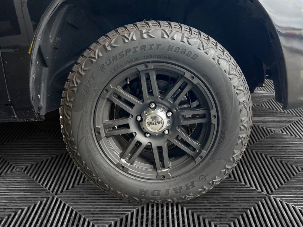 Used 2015 RAM 1500 Limited image 11