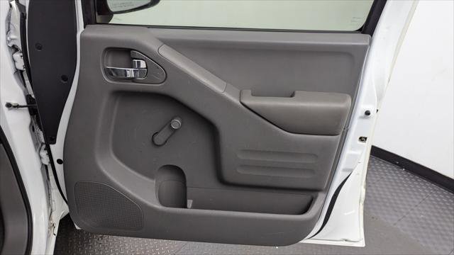 Used 2019 Nissan Frontier S image 16