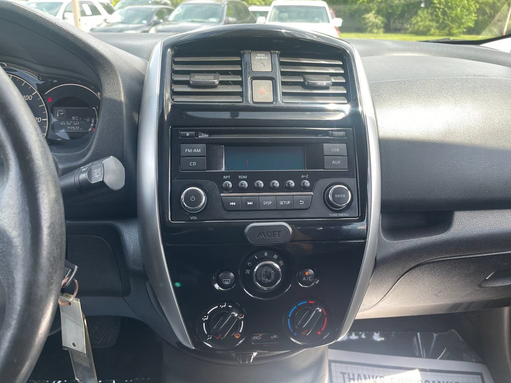 Used 2015 Nissan Versa Note SV FWD image 23