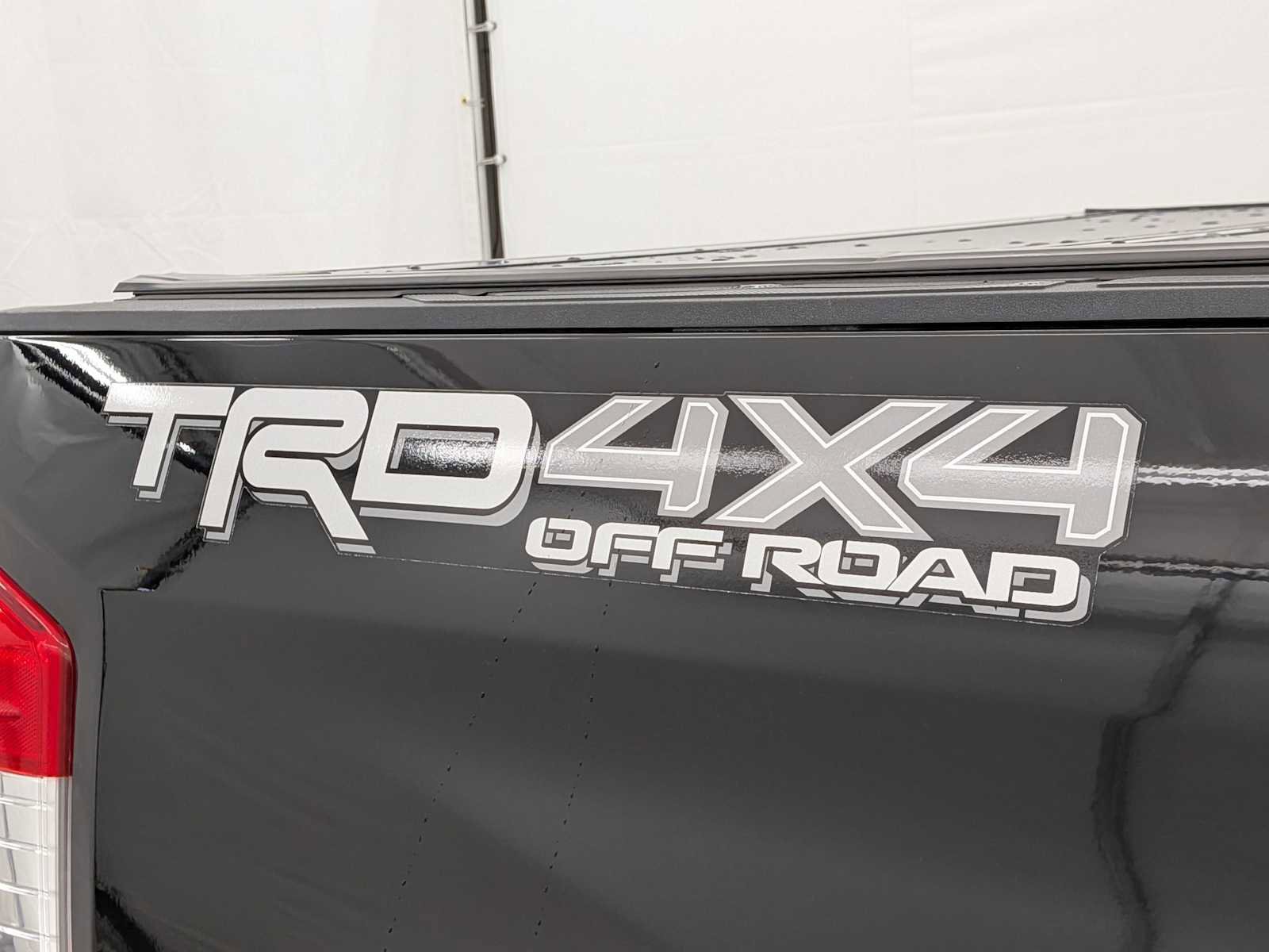 Used 2021 Toyota Tundra SR5 AWD/4WD image 9