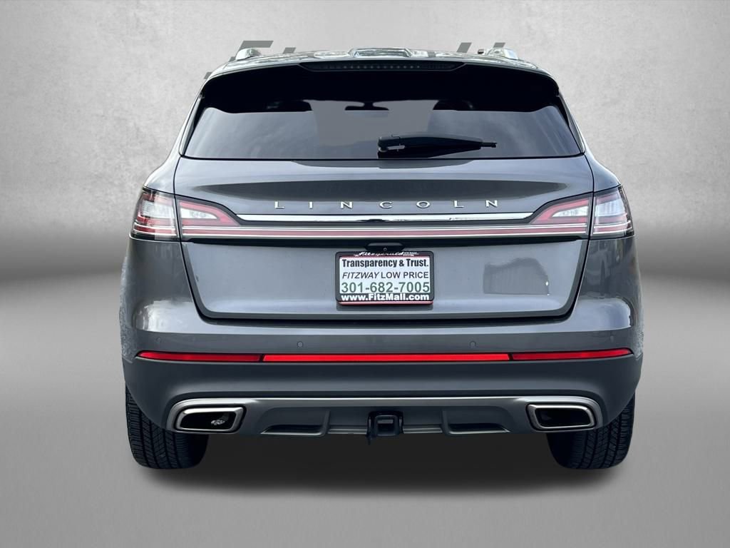 Used 2022 Lincoln Nautilus Reserve w/ Equipment Group 202A image 6