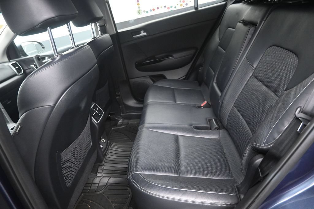 Used 2020 Kia Sportage EX w/ EX Technology Package FWD image 13