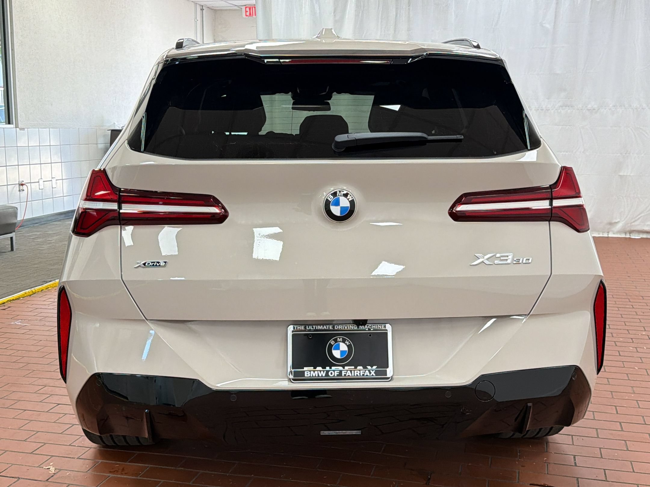 Used 2026 BMW X3 xDrive30i w/ Premium Package AWD/4WD image 9