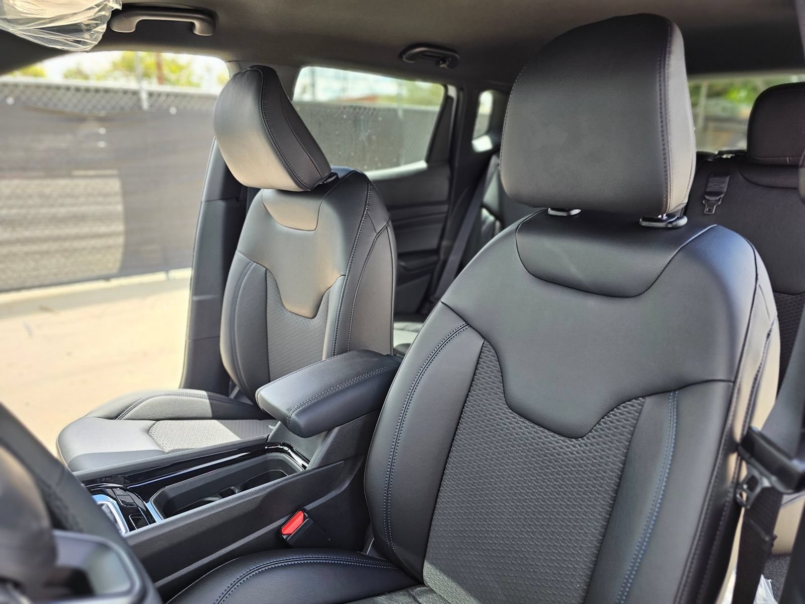 New 2026 Jeep Compass Latitude AWD/4WD image 21