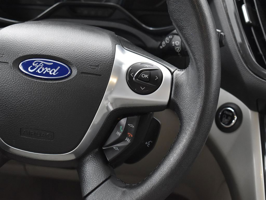 Used 2016 Ford C-MAX Energi SEL image 18