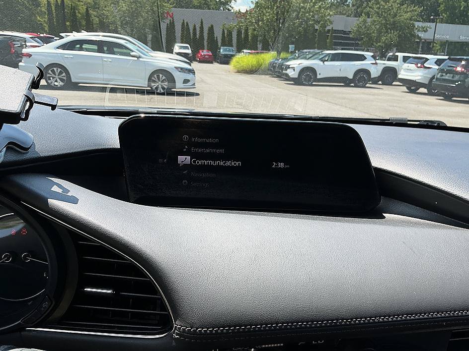 Used 2019 MAZDA MAZDA3 Hatchback FWD image 16