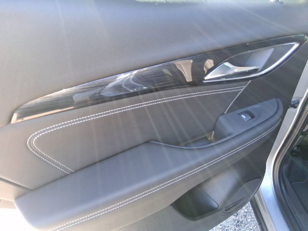 Used 2022 Buick Encore GX Essence w/ Safety Package II image 18