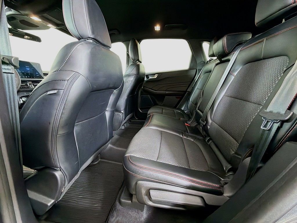 Used 2023 Ford Escape ST-Line w/ Tech Pack #1 image 23