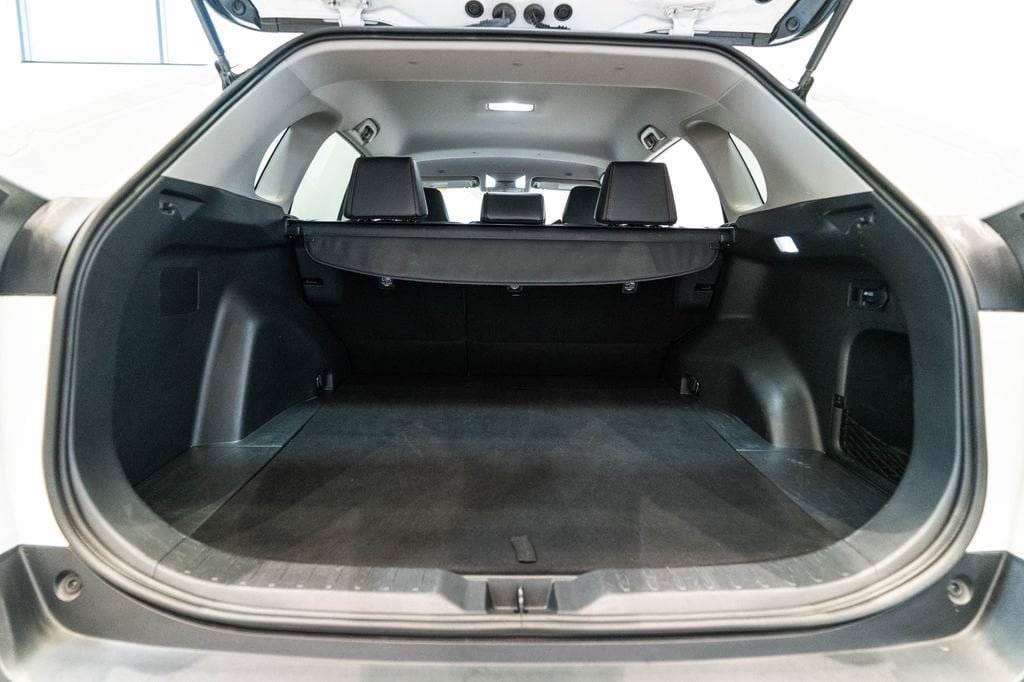 Used 2024 Toyota RAV4 Adventure AWD/4WD image 31