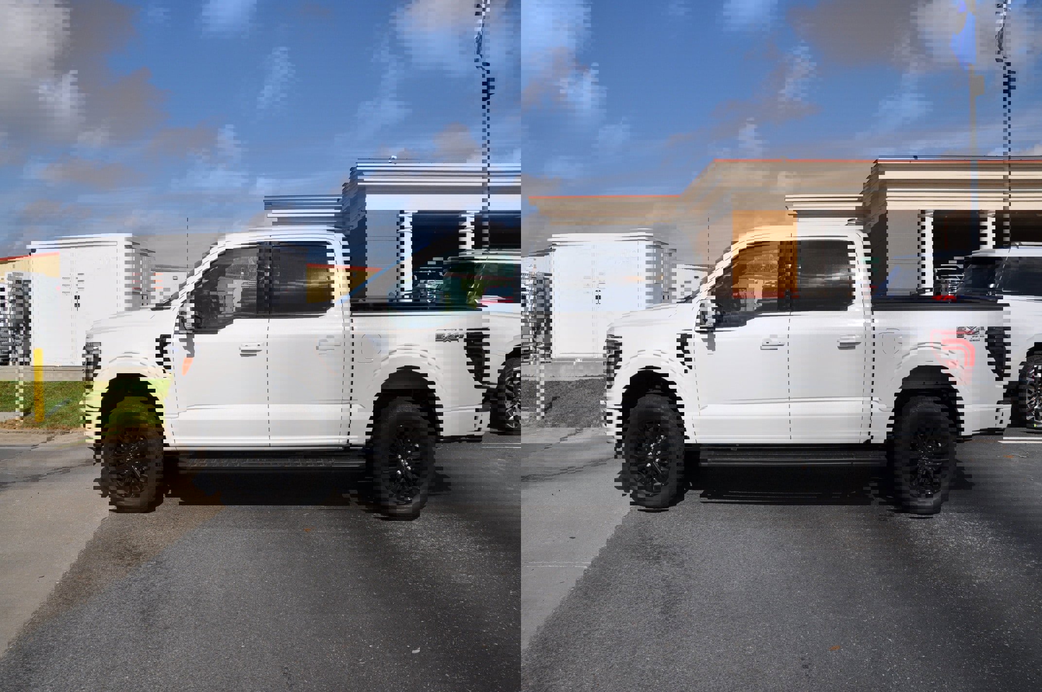 New 2025 Ford F150 Lariat w/ Equipment Group 502A High image 2