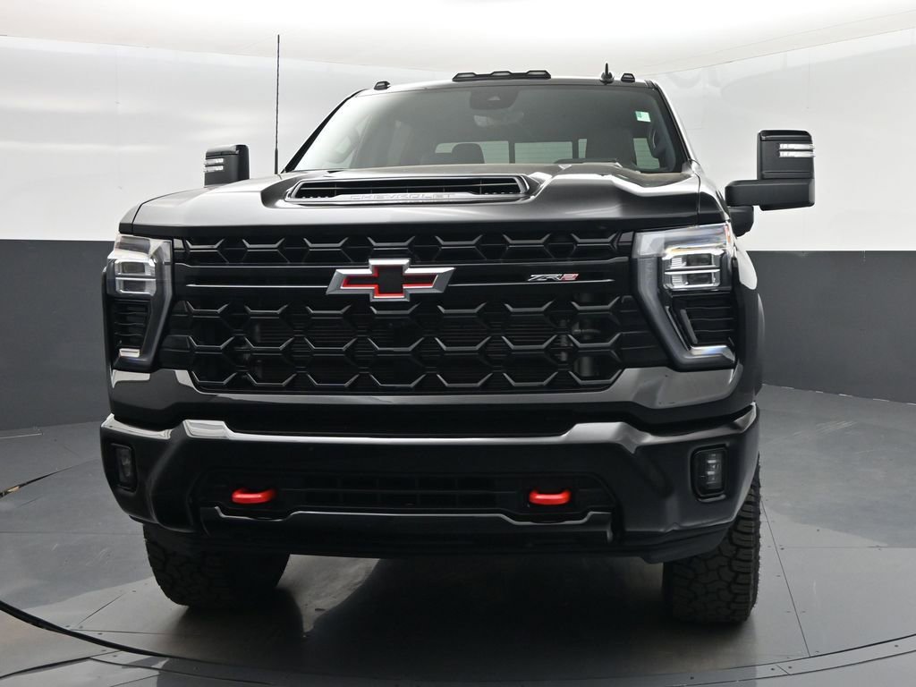 Used 2024 Chevrolet Silverado 2500 ZR2 w/ Technology Package image 6