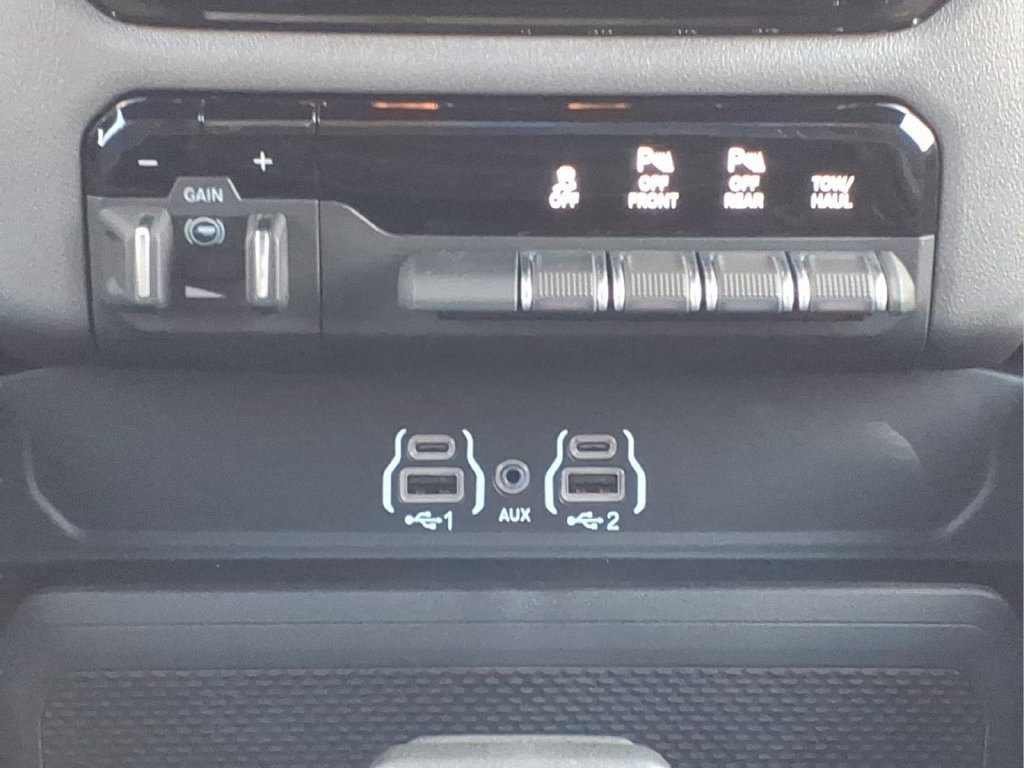 New 2026 RAM 1500 Lone Star AWD/4WD image 14