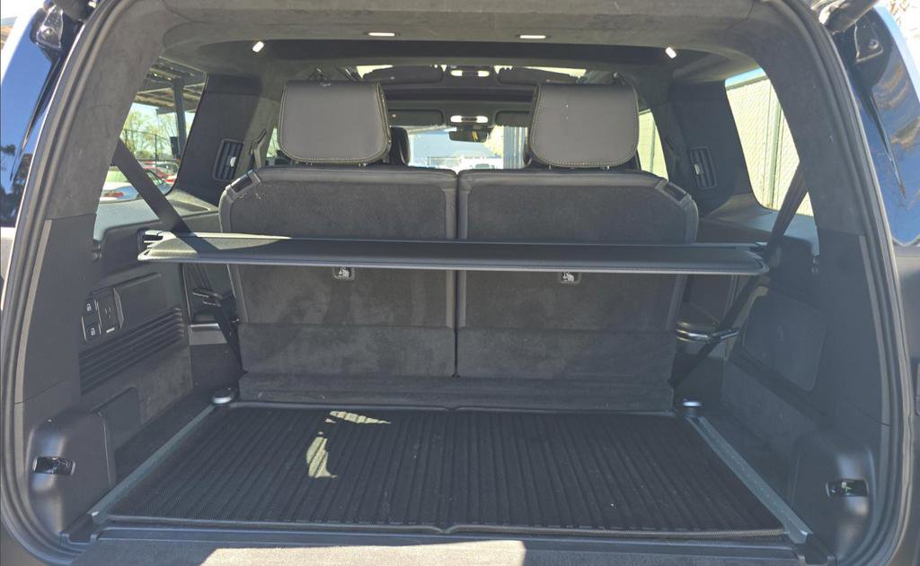 Used 2024 Rivian R1S Adventure image 17