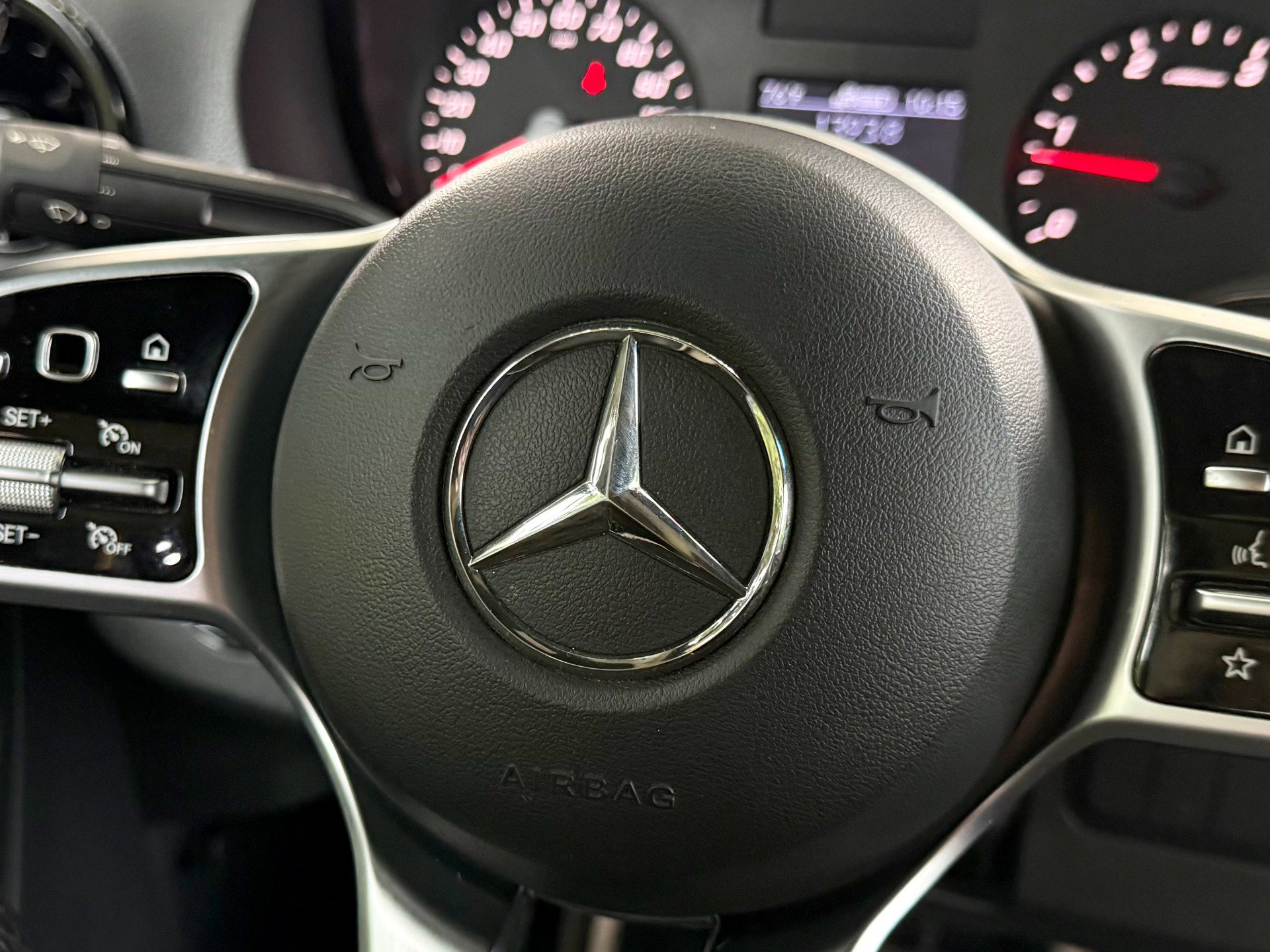 Used 2020 Mercedes-Benz Sprinter 3500 image 13