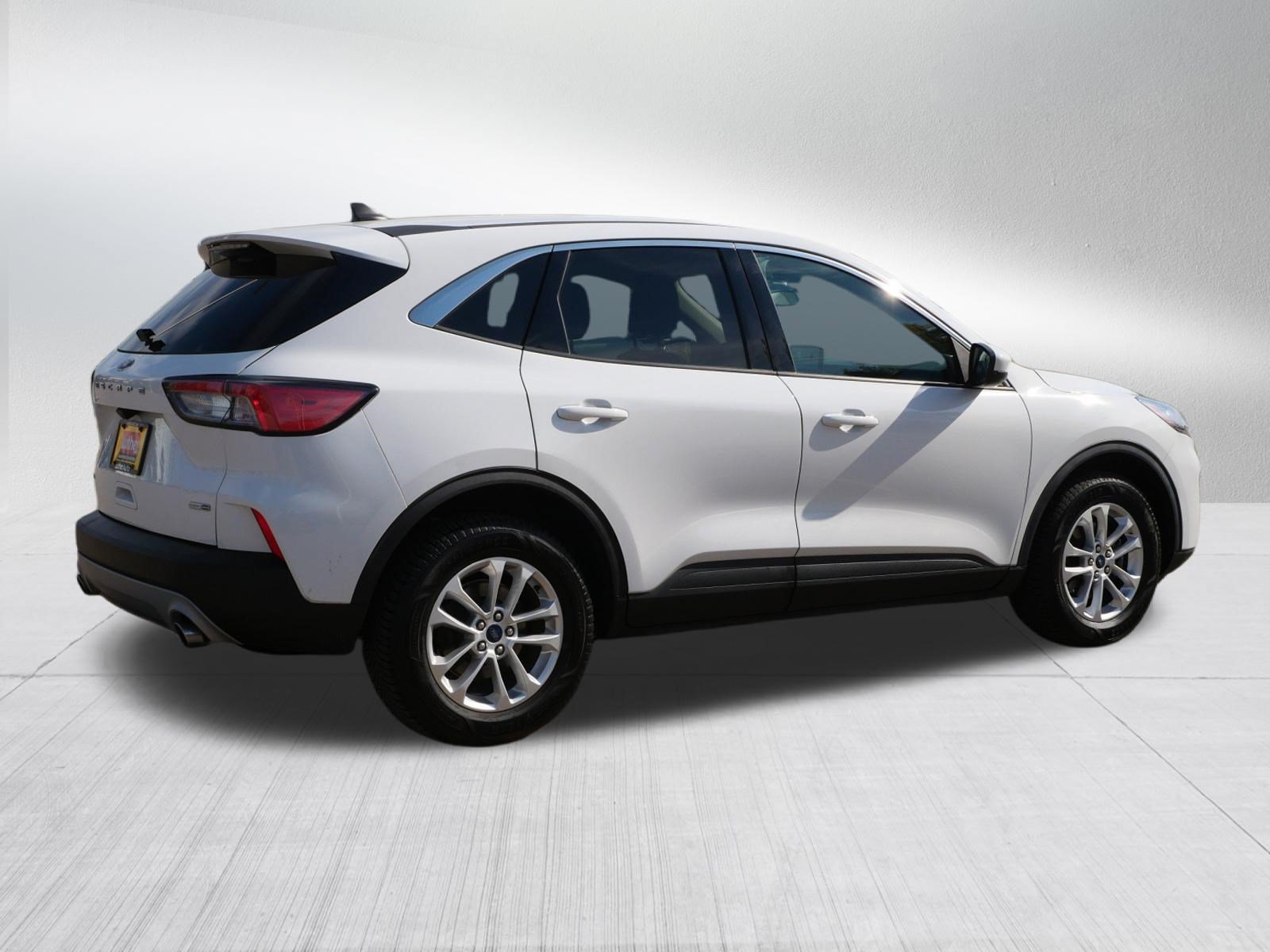 Used 2020 Ford Escape SE AWD/4WD image 7