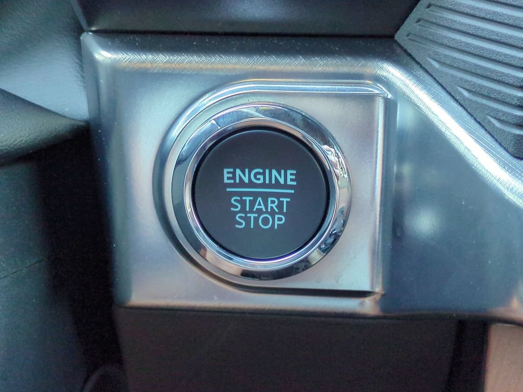 Used 2025 Ford F150 King Ranch w/ FX4 Off-Road Package AWD/4WD image 33