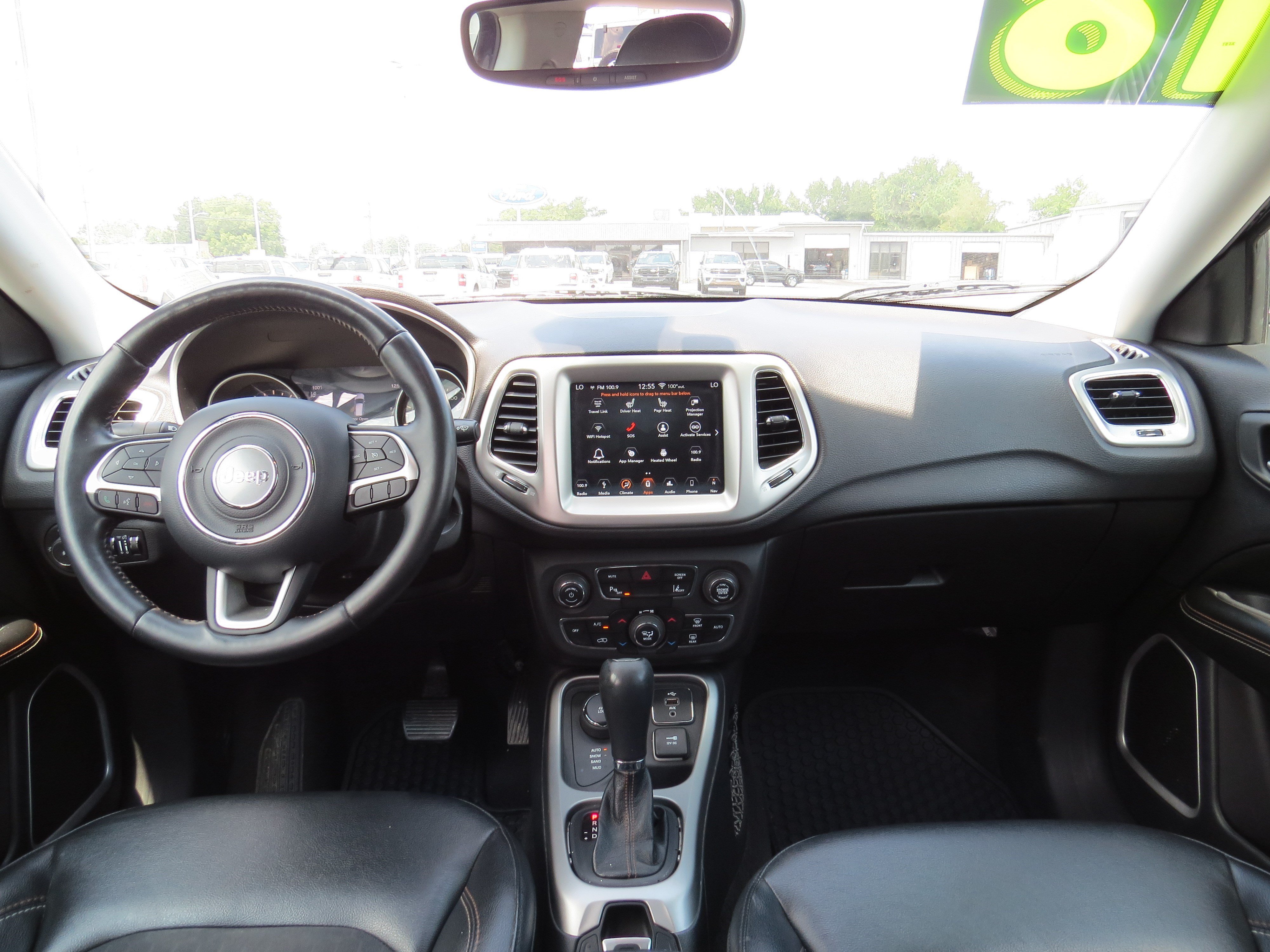 Used 2018 Jeep Compass Latitude w/ Popular Equipment Group AWD/4WD image 16