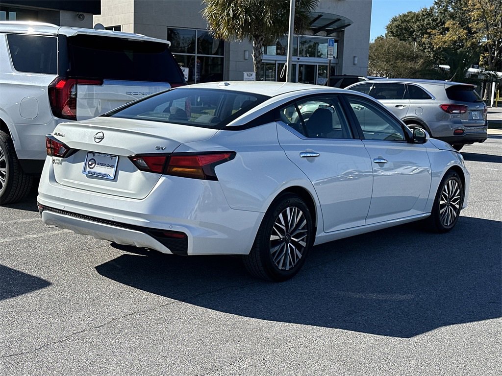 Used 2023 Nissan Altima 2.5 SV image 7