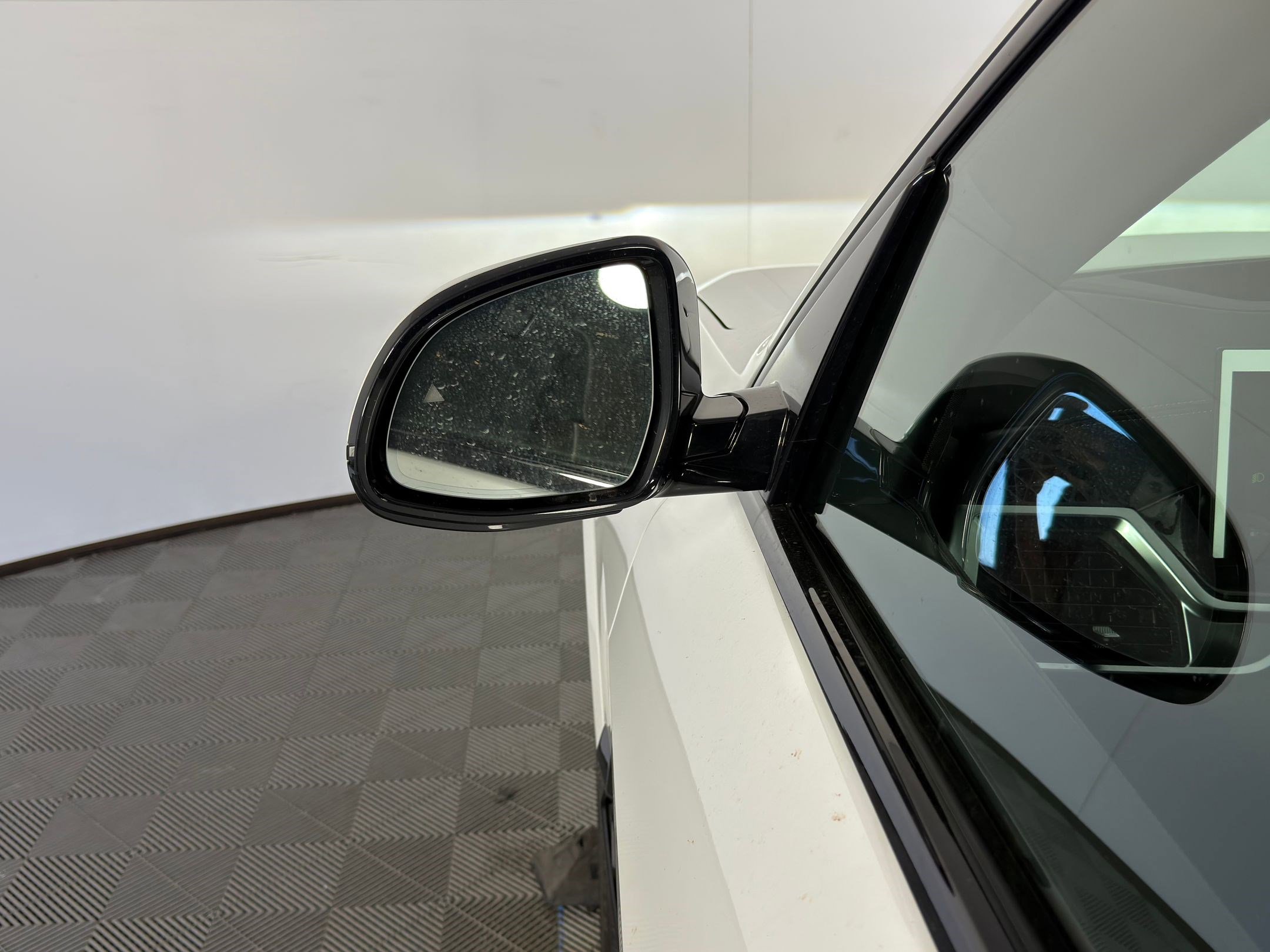 New 2026 BMW X5 sDrive40i w/ M Sport Package image 21