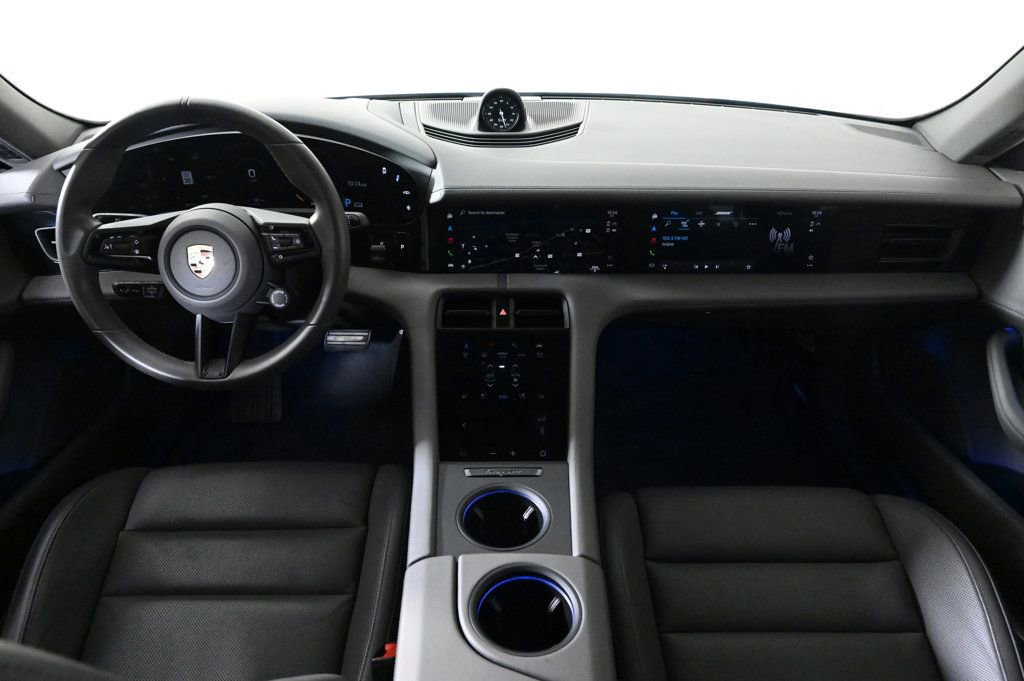 Used 2024 Porsche Taycan 4S image 11