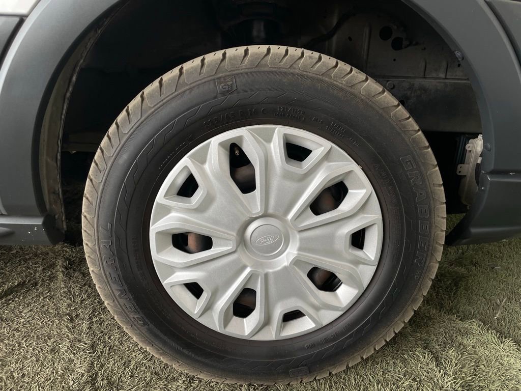 Used 2017 Ford Transit 150 XLT image 12