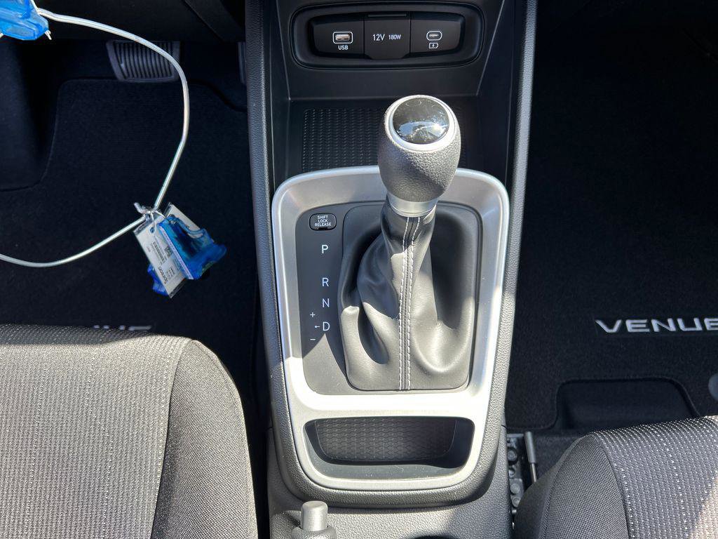 New 2026 Hyundai Venue SE FWD image 22