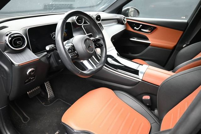 Used 2023 Mercedes-Benz GLC 300 image 11