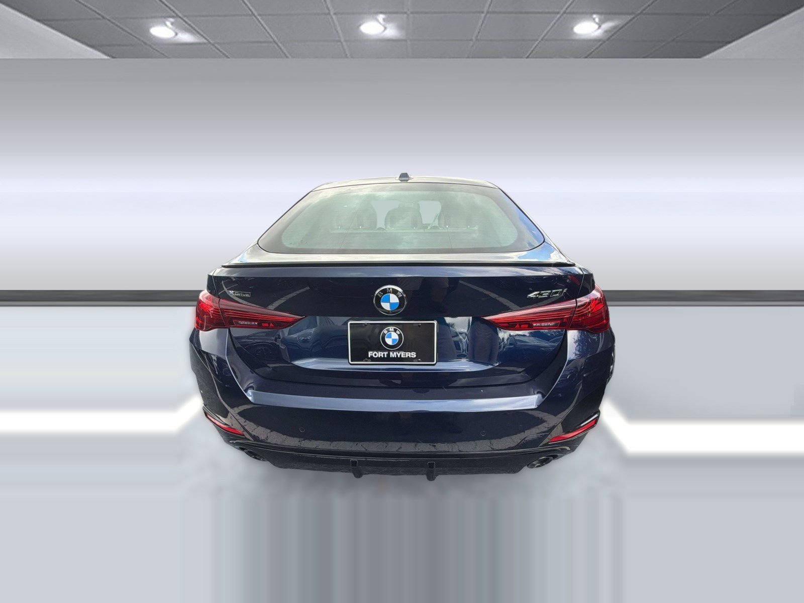 New 2026 BMW 430i xDrive w/ M Sport Package AWD/4WD image 10