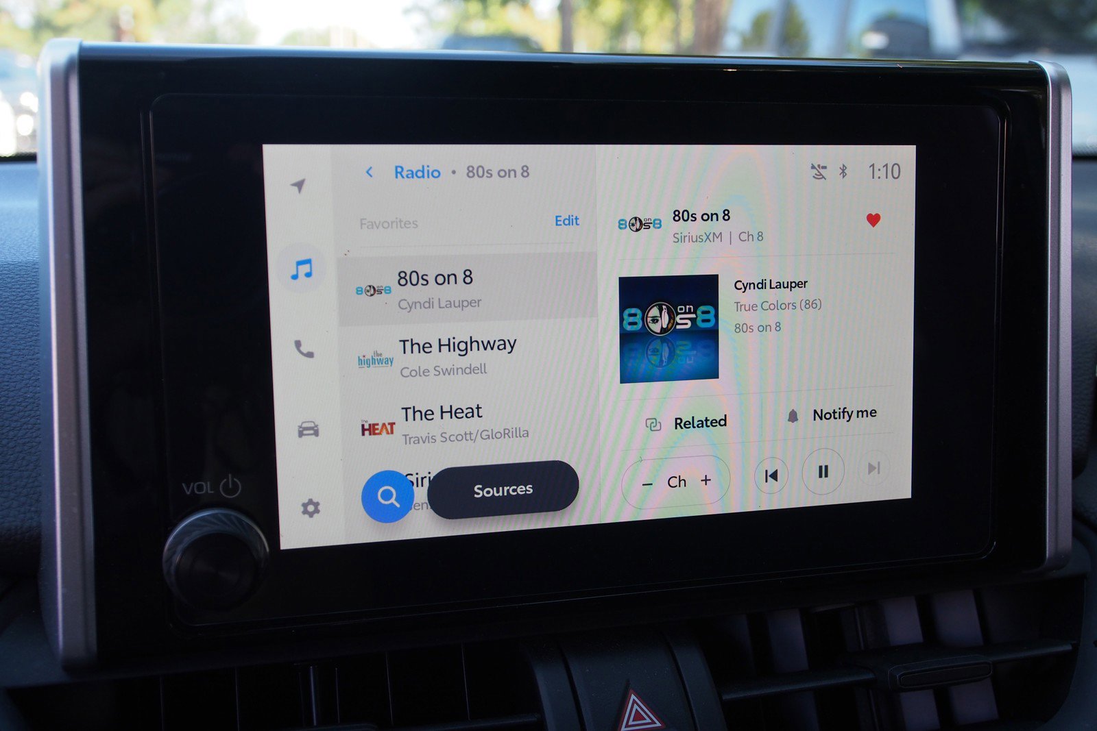 Used 2024 Toyota RAV4 SE image 27