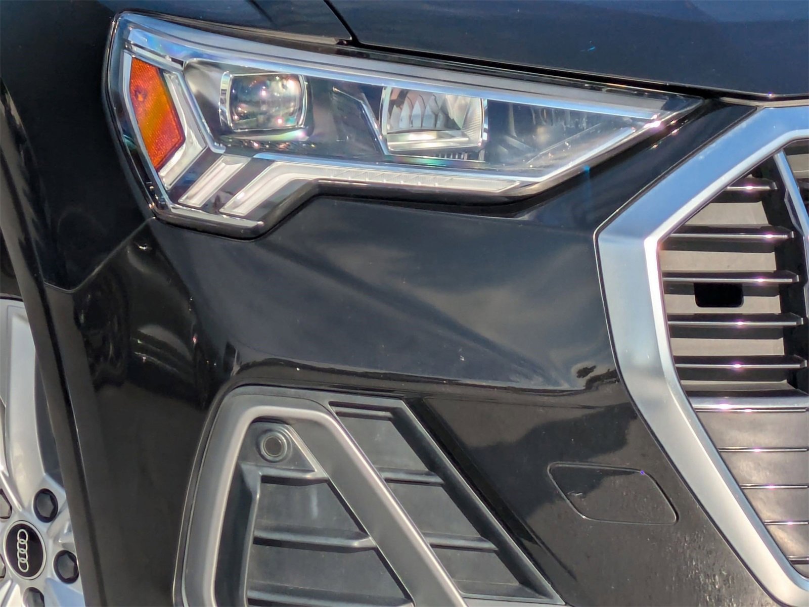 Used 2023 Audi Q3 2.0T Premium w/ Convenience Package image 24