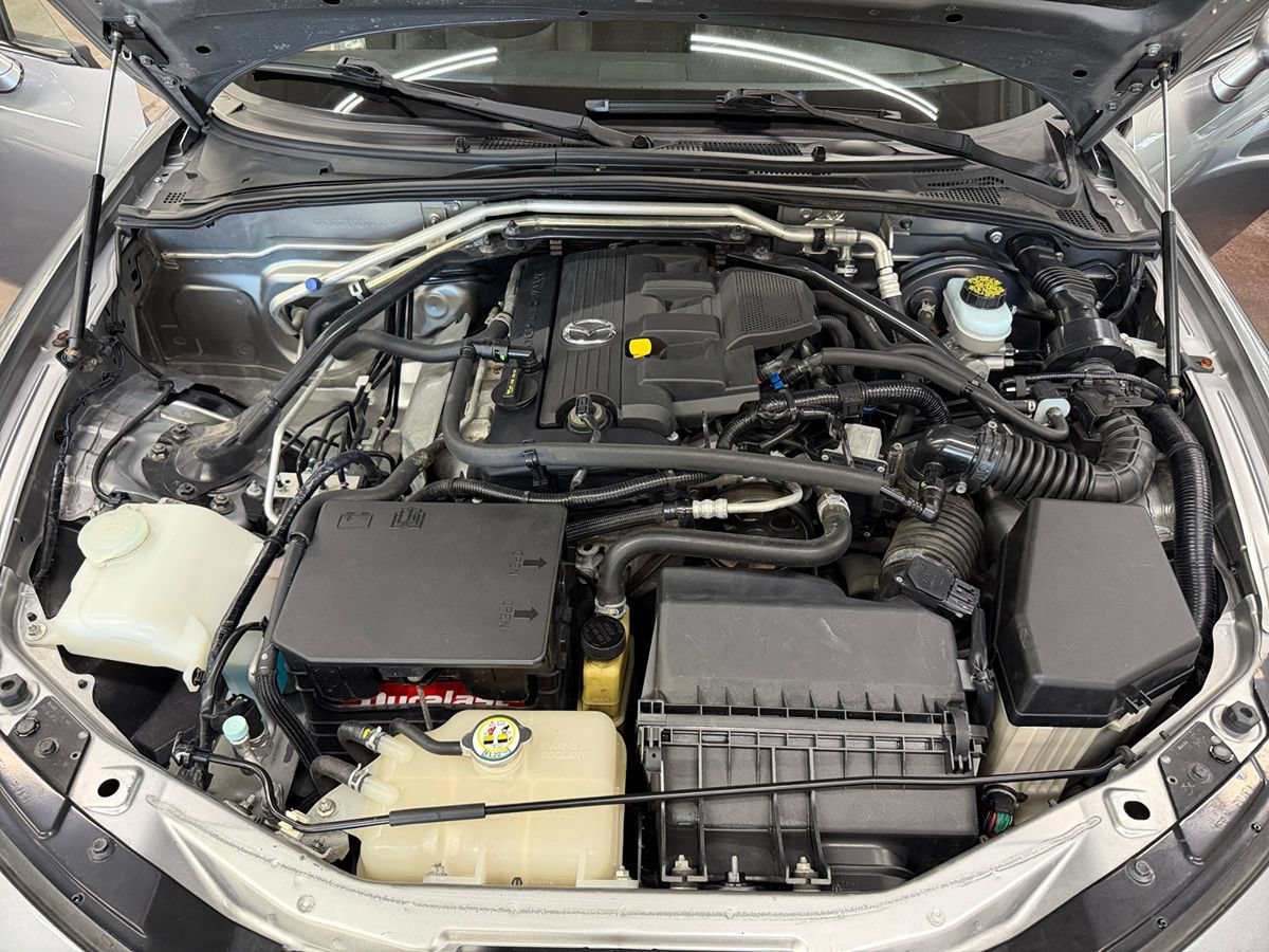 Used 2014 MAZDA MX-5 Miata Grand Touring RWD image 19