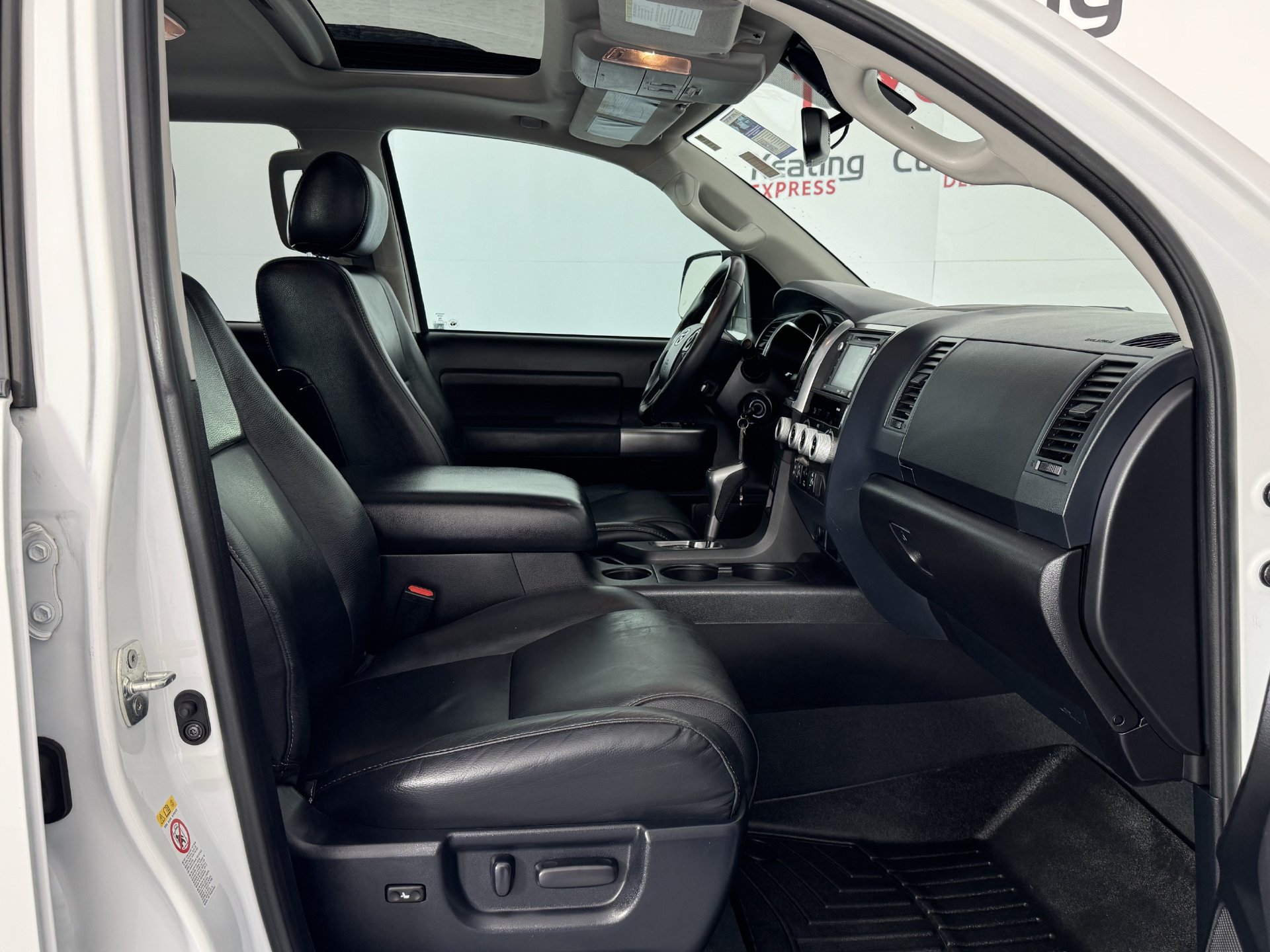 Used 2019 Toyota Sequoia TRD Sport w/ TRD Sport Premium Package RWD image 20