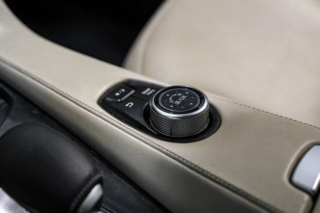 Used 2020 INFINITI QX50 Luxe w/ Navigation Package FWD image 28