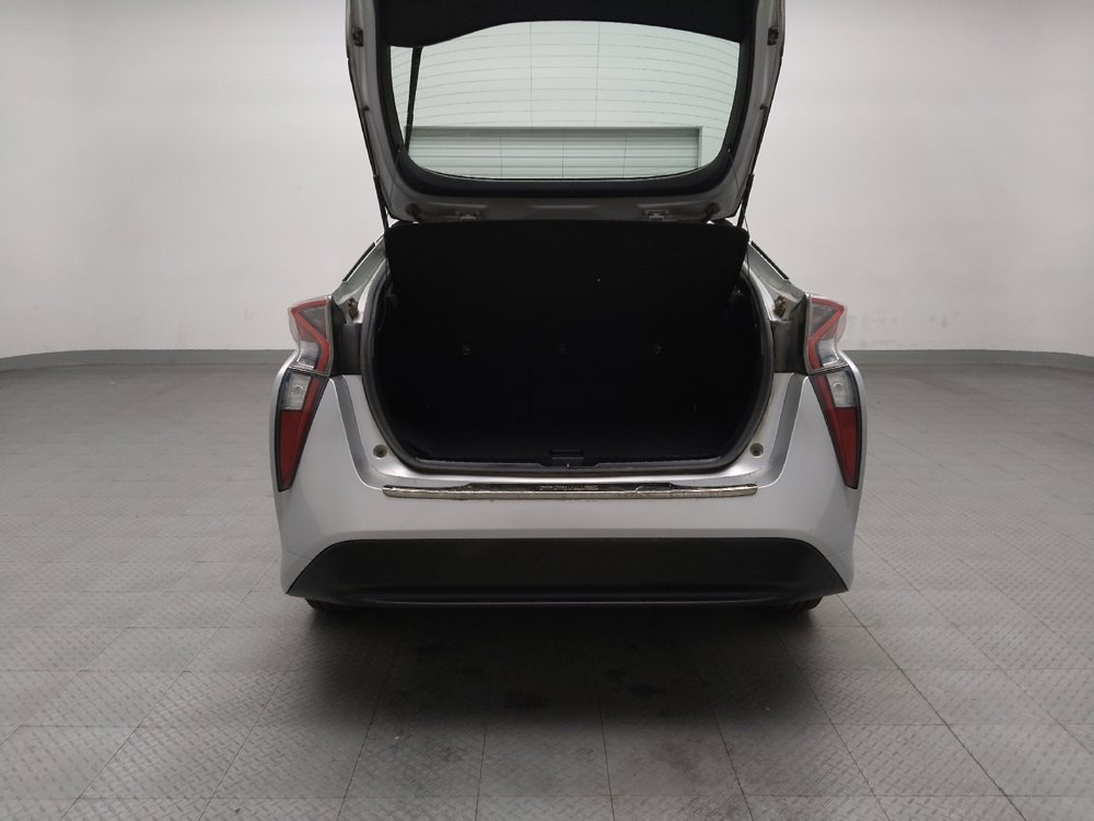 Used 2017 Toyota Prius Two w/ Carpet Mat Package image 29