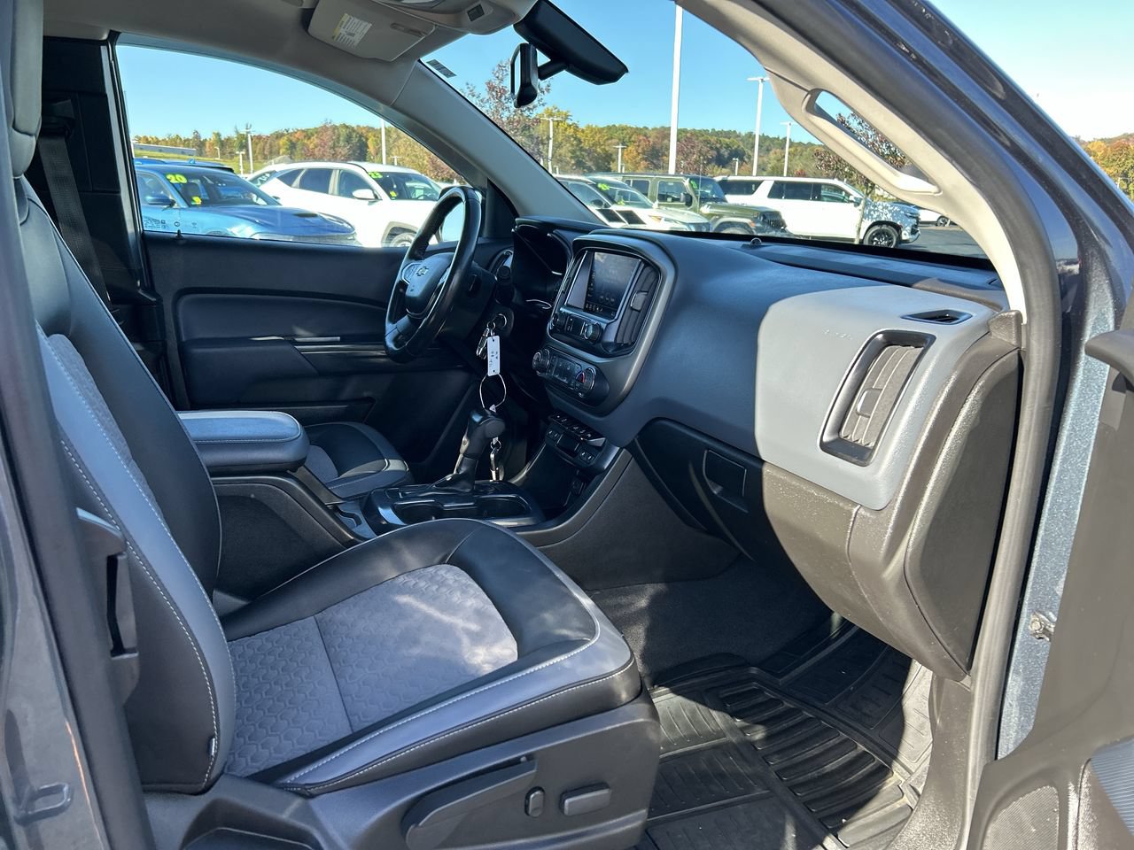 Used 2019 Chevrolet Colorado Z71 AWD/4WD image 15