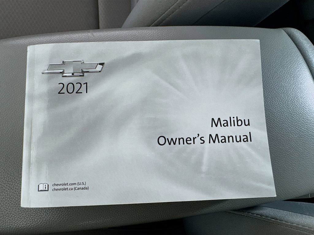 Used 2021 Chevrolet Malibu LS FWD image 33
